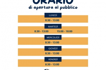 tabella con orari di apertura della fondazione